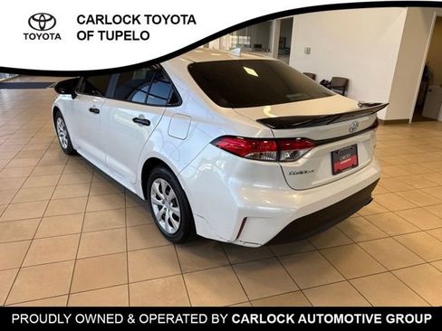 Used 2026 Toyota Corolla LE FWD image 12