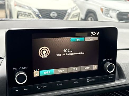 Used 2023 Honda CR-V EX image 14