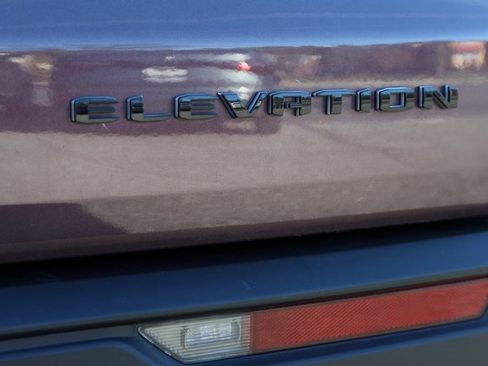 Used 2024 GMC Acadia Elevation image 32