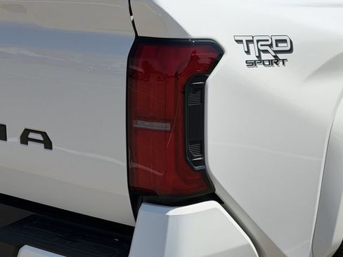 Used 2024 Toyota Tacoma TRD Sport RWD image 7