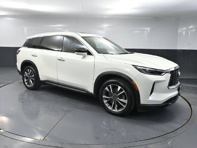 Used 2023 INFINITI QX60 Luxe AWD/4WD image 1