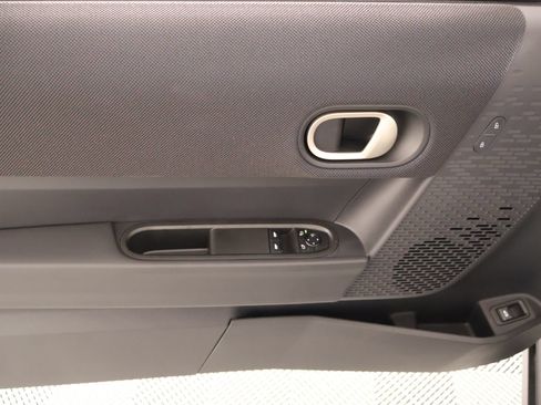 New 2026 MINI Cooper 2-Door Hardtop FWD image 14