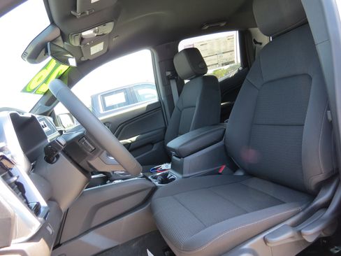 New 2026 GMC Canyon Elevation image 17