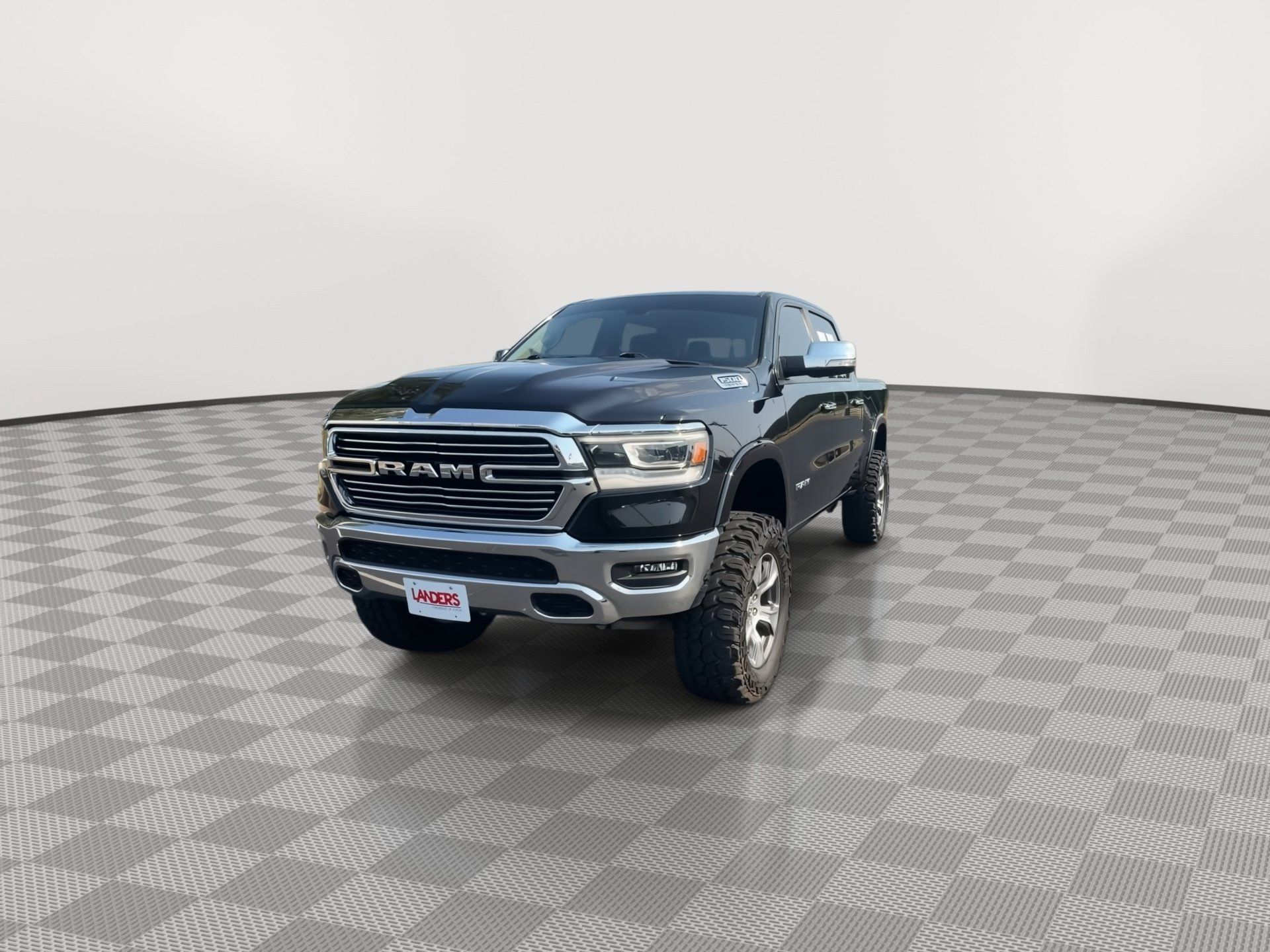 Used 2020 RAM 1500 Laramie AWD/4WD image 4