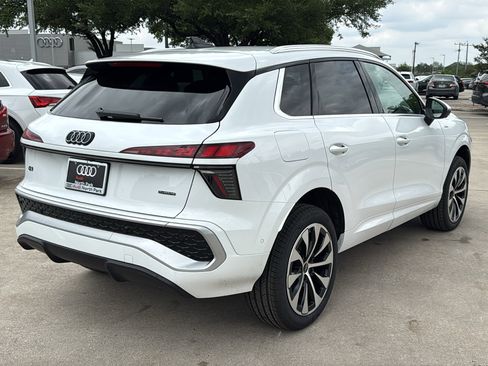 Used 2026 Audi Q3 quattro 2.0T AWD/4WD image 7