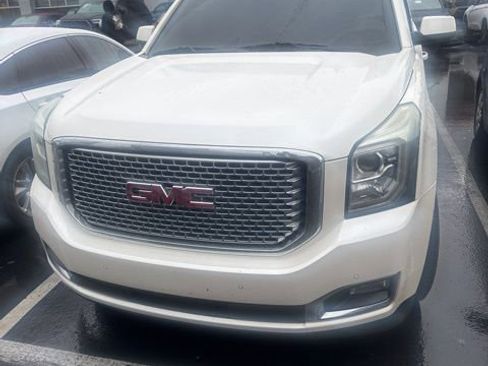 Used 2015 GMC Yukon Denali w/ Open Road Package image 1