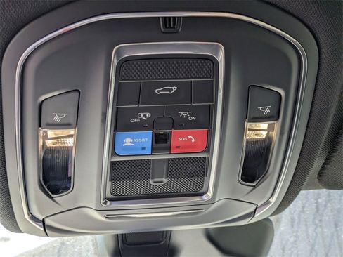 New 2025 Jeep Grand Cherokee Limited image 26