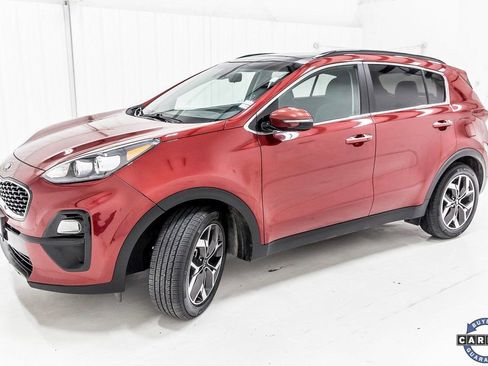 Used 2022 Kia Sportage EX image 2