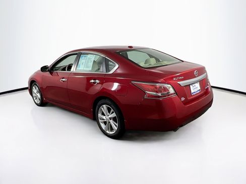 Used 2014 Nissan Altima 2.5 SV w/ Convenience Package image 7