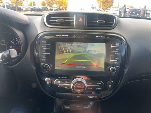 Used 2015 Kia Soul ! w/ Sun & Sound Package image 24