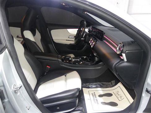 Used 2022 Mercedes-Benz CLA 35 AMG 4MATIC image 22