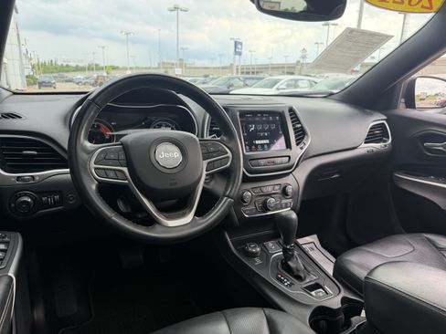 Used 2021 Jeep Cherokee Latitude Lux 80th Anniv w/ Quick Order Package 2YU 80th AWD/4WD image 35