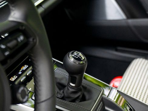 Used 2023 Porsche 911 Sport Classic RWD image 33
