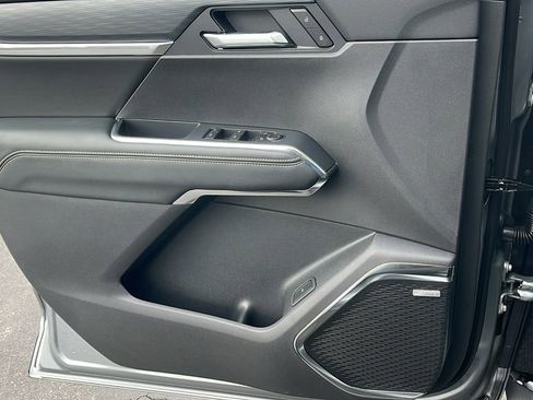 New 2026 GMC Acadia Elevation image 26