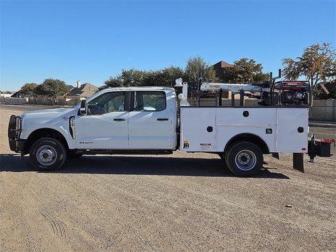 New 2025 Ford F350 XL image 2