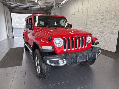 Used 2021 Jeep Wrangler Unlimited Sahara w/ LED Lighting Group AWD/4WD image 2