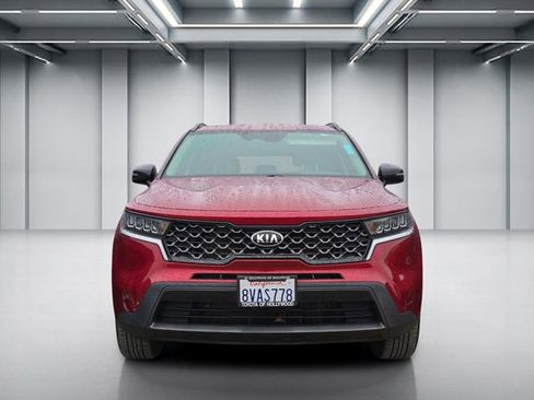 Certified 2021 Kia Sorento S AWD/4WD image 2