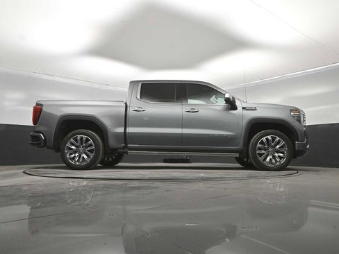 New 2026 GMC Sierra 1500 Denali w/ Denali Reserve Package AWD/4WD image 39