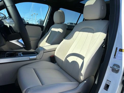 New 2026 Mercedes-Benz GLB 250 4MATIC image 21