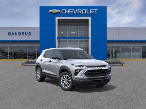 New 2026 Chevrolet TrailBlazer LS FWD image 25