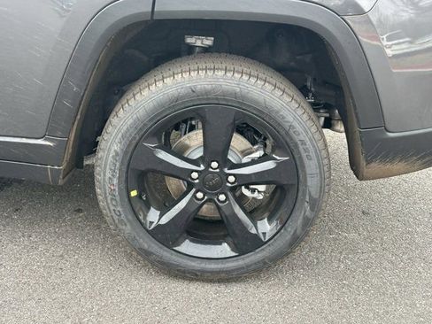 New 2026 Jeep Grand Cherokee Limited image 21