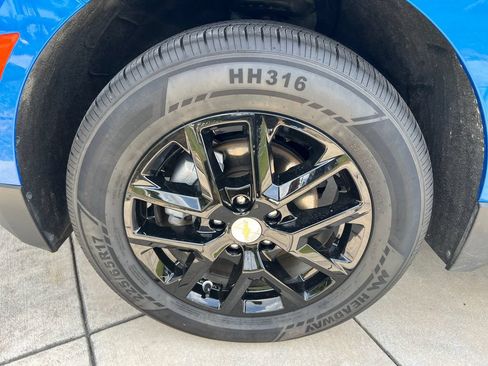 Used 2024 Chevrolet Equinox LT AWD/4WD image 23
