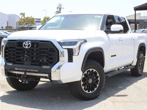 Used 2022 Toyota Tundra SR5 w/ TRD Off-Road Package AWD/4WD image 14