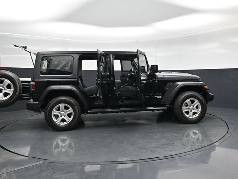 Used 2021 Jeep Wrangler Unlimited Sport AWD/4WD image 4