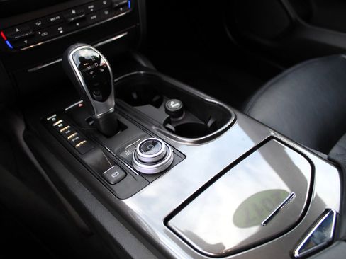 Used 2017 Maserati Ghibli image 20