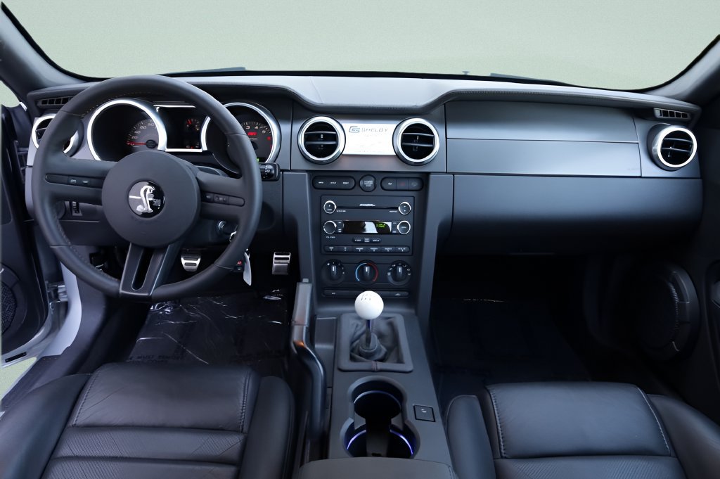 Used 2008 Ford Mustang Shelby GT500 RWD image 26