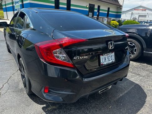 Used 2019 Honda Civic Sport image 5