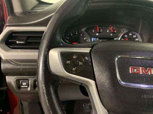 Used 2017 GMC Acadia SLT image 19