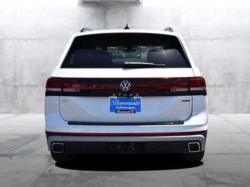 New 2026 Volkswagen Atlas Peak Edition AWD/4WD image 6
