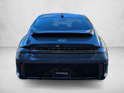 New 2025 Hyundai Ioniq 6 Limited image 8