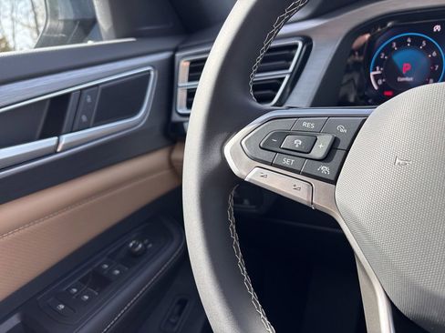 New 2026 Volkswagen Atlas Cross Sport SE image 17