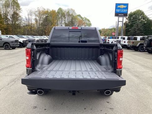 New 2026 RAM 1500 Big Horn AWD/4WD image 17