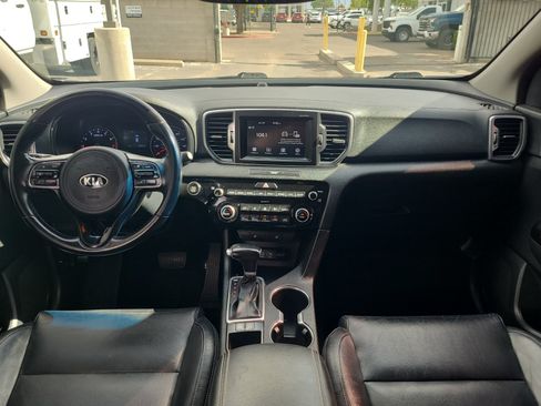 Used 2018 Kia Sportage EX FWD image 13