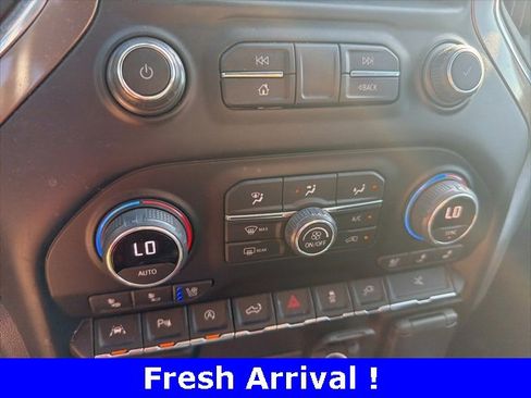 Used 2022 Chevrolet Silverado 1500 High Country w/ Safety Package II image 7