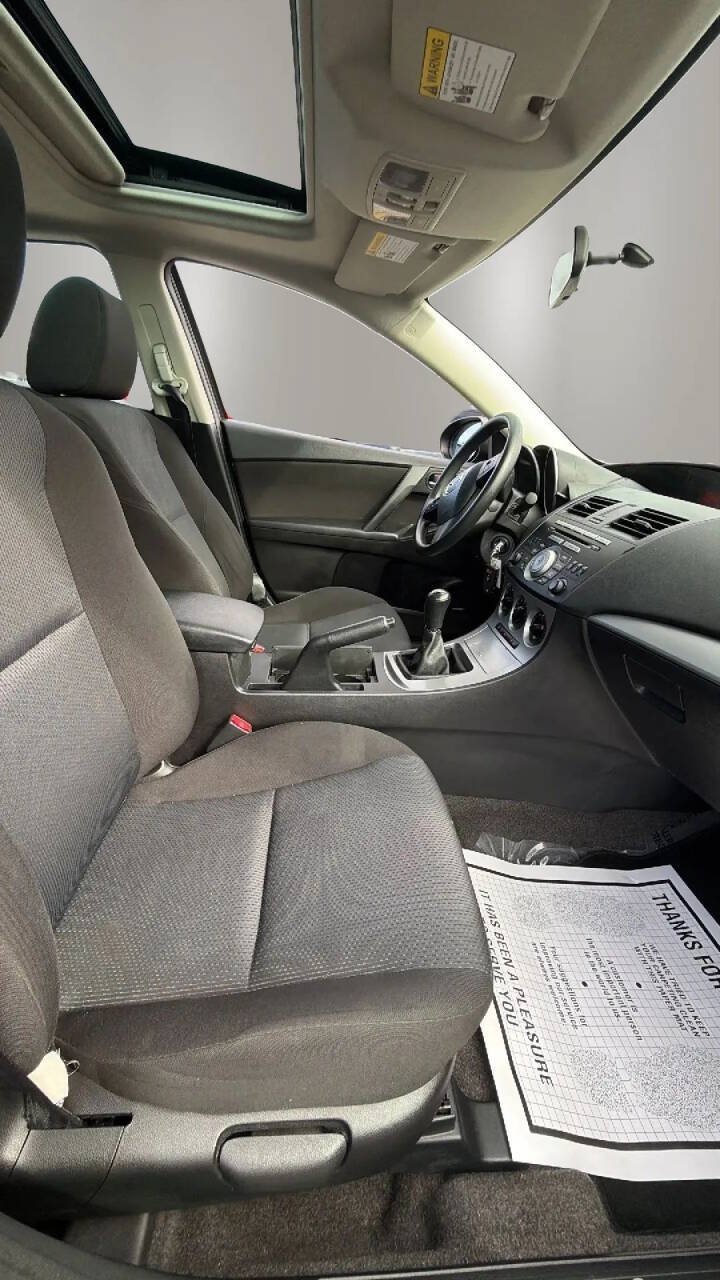 Used 2010 MAZDA MAZDA3 i Touring FWD image 13