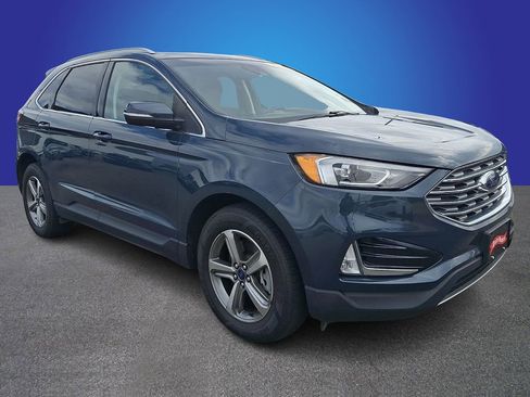 Used 2019 Ford Edge SEL w/ Equipment Group 201A image 3