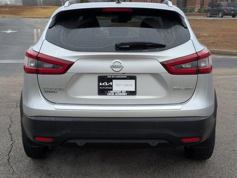 Used 2022 Nissan Rogue Sport SV w/ Technology Package image 8