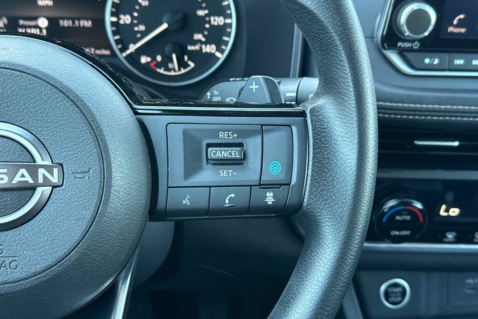 Certified 2023 Nissan Rogue SV AWD/4WD image 32