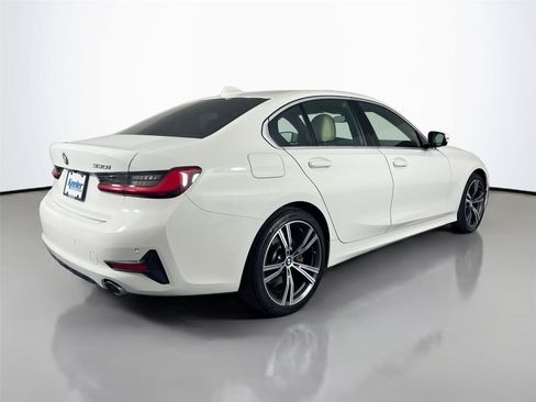 Used 2021 BMW 330i xDrive Sedan w/ Driving Assistance Package AWD/4WD image 6