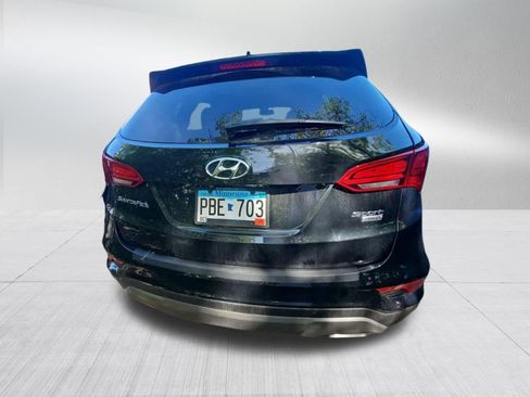 Used 2017 Hyundai Santa Fe Sport AWD/4WD image 5