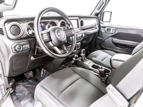 Used 2022 Jeep Gladiator Sport AWD/4WD image 26
