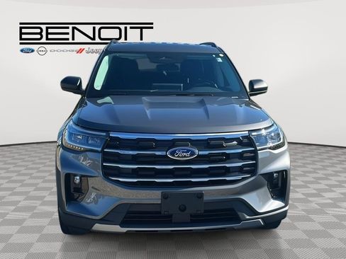 New 2026 Ford Explorer Active w/ Active Comfort Package image 8
