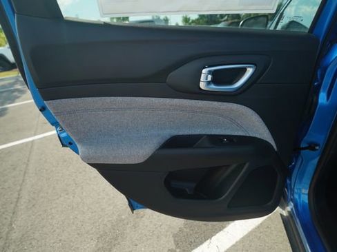 New 2025 Jeep Compass Sport image 14