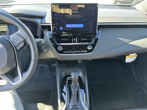 Certified 2025 Toyota Corolla SE image 10