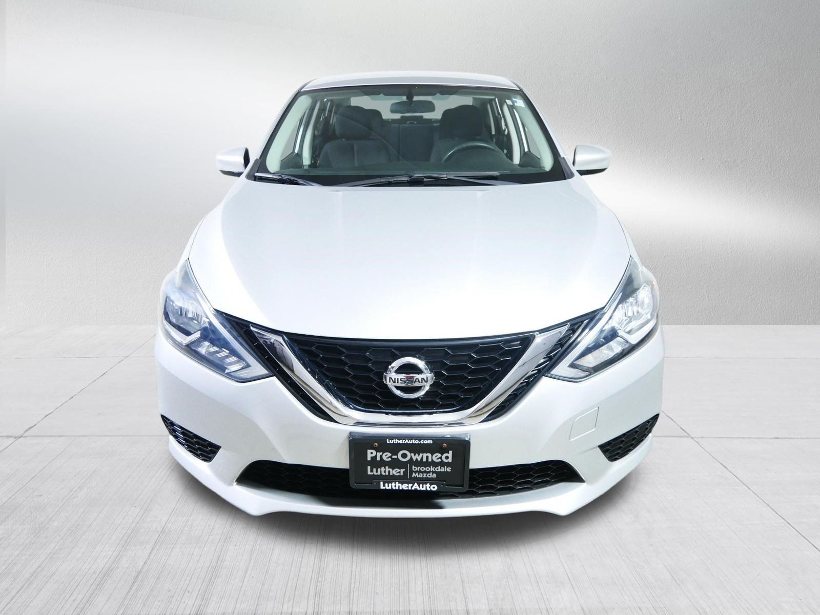 Used 2017 Nissan Sentra S FWD image 2