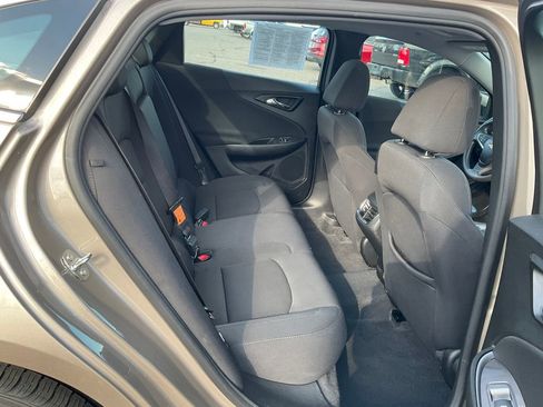 Used 2023 Chevrolet Malibu LT image 19